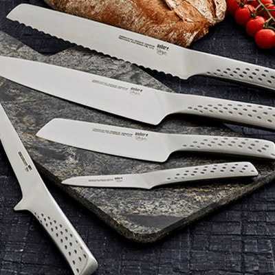 Firmajulegave 2018 - Weber knivssæt med 5 knive i tysk kvalitetsstål. Firmajulegaver - juleriget.dk